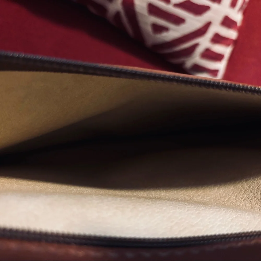 Elegant Brown Leather Briefcase